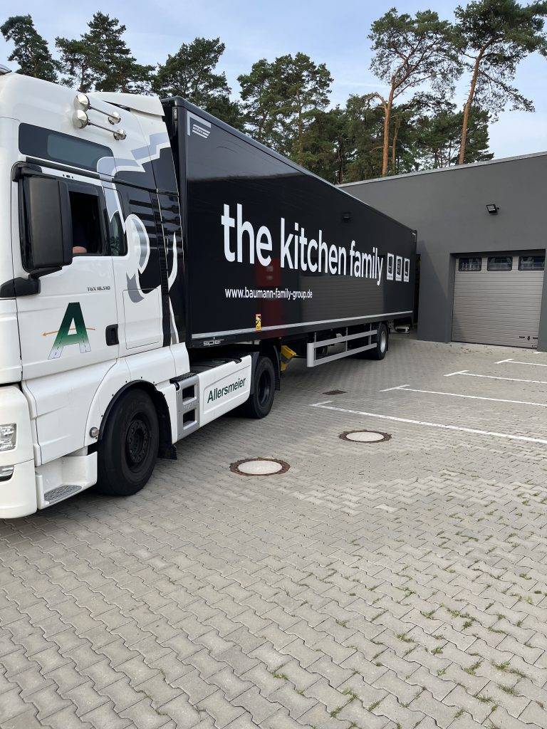 küchenlogistik, neumöbellogistik, küchenspedition, küchenmontage